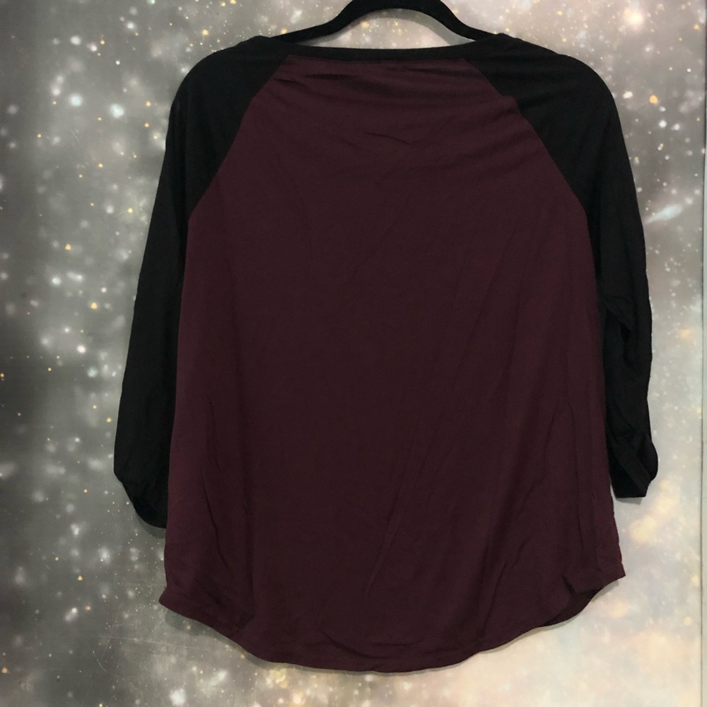 H&M Ruched Sleeve Baseball Tee - Picture 2 of 3